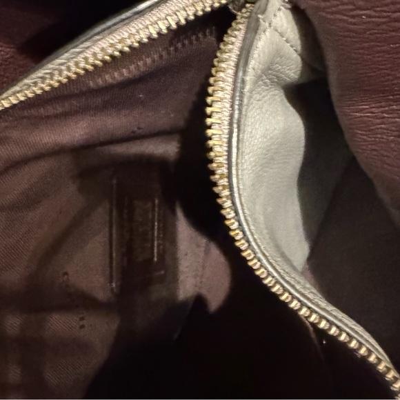 Coach Hadley Hobo In Color block 76088 in very good preowned condition - Picture 4 of 12